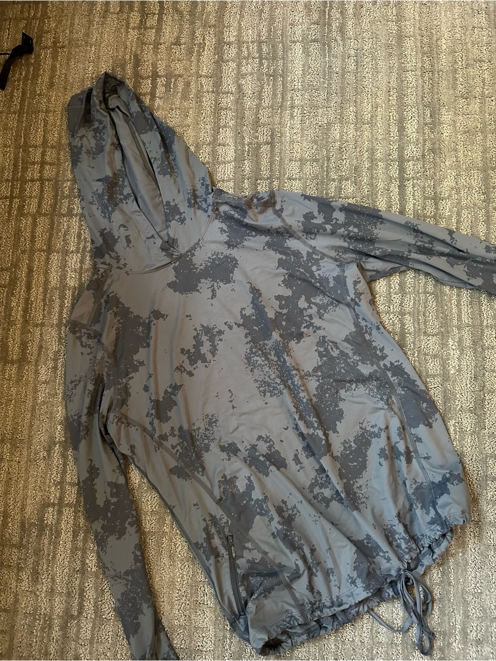 Mountain Hardwear Gray Camo Hooded Swim Coverup